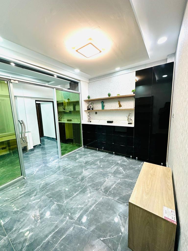 Taaj Money Transfer — Commercial Interior